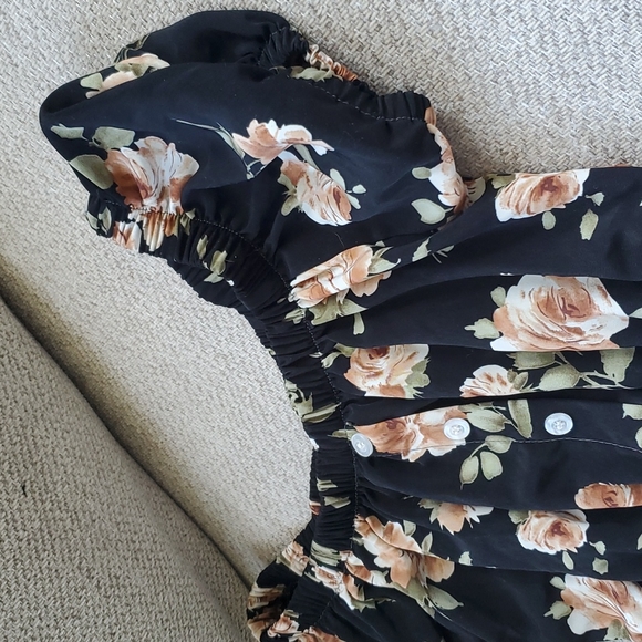 Urban renewal off shoulder cropped top floral size s - Picture 3 of 6